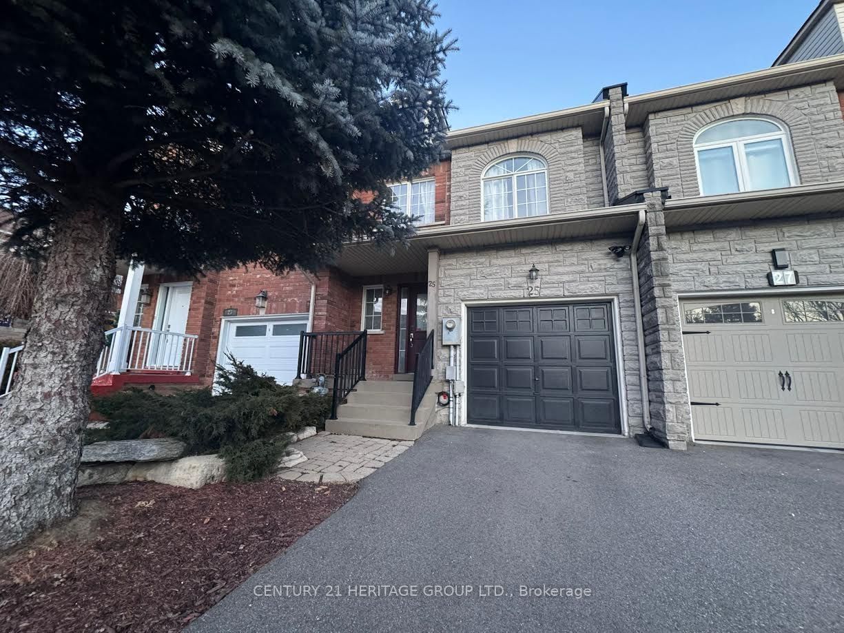 Townhouse for lease at Upper-25 Foxchase Avenue, Vaughan, East Woodbridge, L4L 9H1 - MLS: N11922874