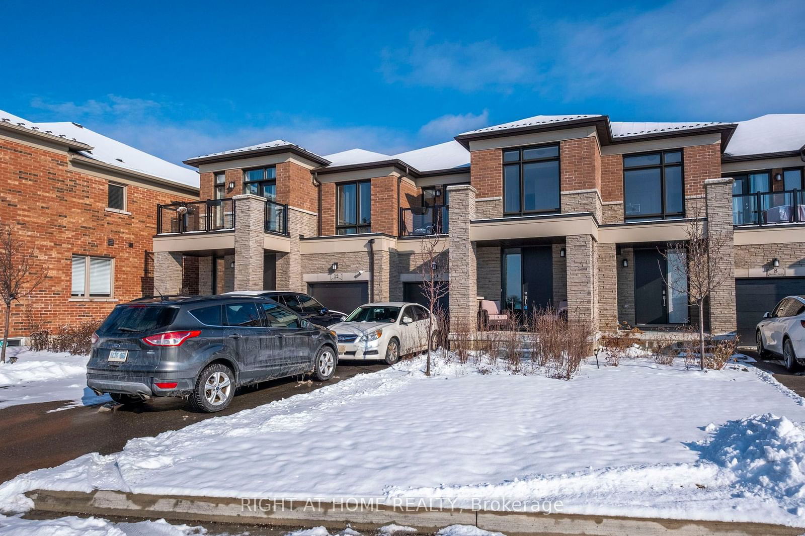 Townhouse for sale at 10 Stubbs Lane, Aurora, Rural Aurora, L4G 3Y3 - MLS: N11922985