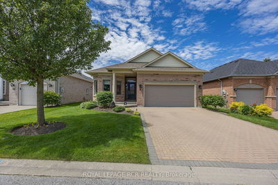 6 Faldos Flight, Whitchurch-Stouffville - Ballantrae