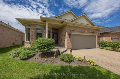 6 Faldos Flight, Whitchurch-Stouffville - Ballantrae image-0-1