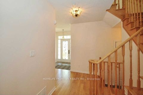 Semi-Detached House for lease at 17 Landwood Avenue, Vaughan, Patterson, L4J 0B9 - MLS: N11924000