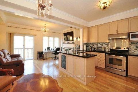 Semi-Detached House for lease at 17 Landwood Avenue, Vaughan, Patterson, L4J 0B9 - MLS: N11924000