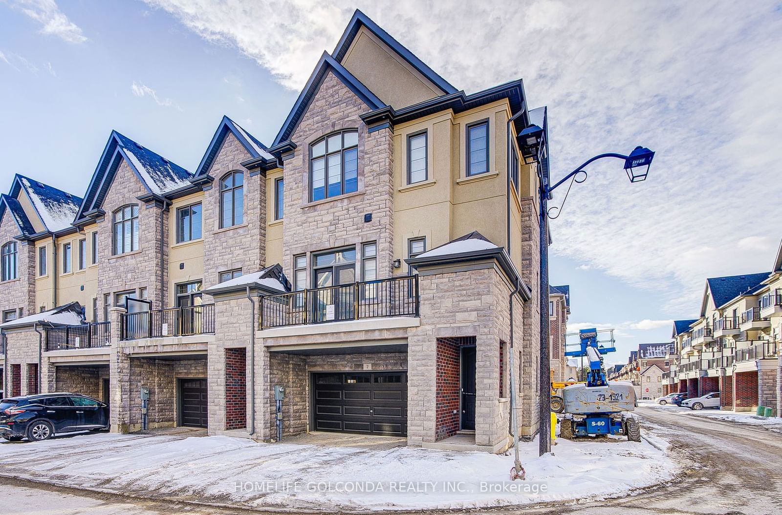 Townhouse for lease at 2 Silvermills Lane, Markham, Angus Glen, L6C 3L5 - MLS: N11924319