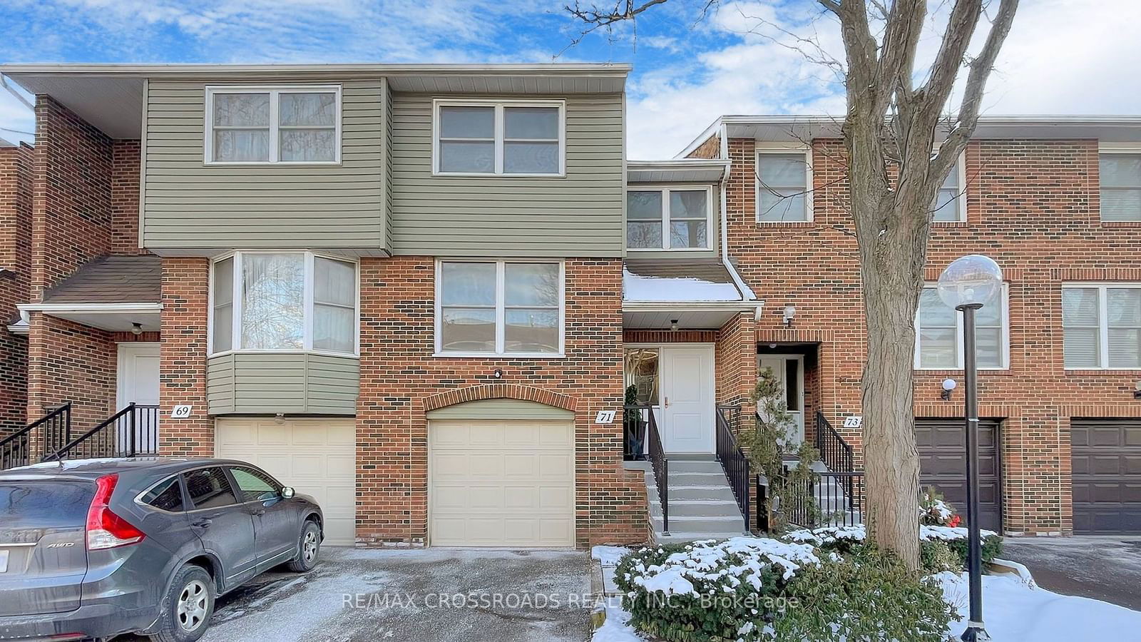 Townhouse sold at 71 Nottinghill Road, Markham, German Mills, L3T 4Y3 - MLS: N11924369