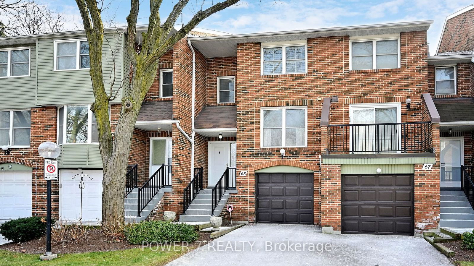 Townhouse for sale at 65 Nottinghill Road, Markham, German Mills, L3T 4Y3 - MLS: N11924539