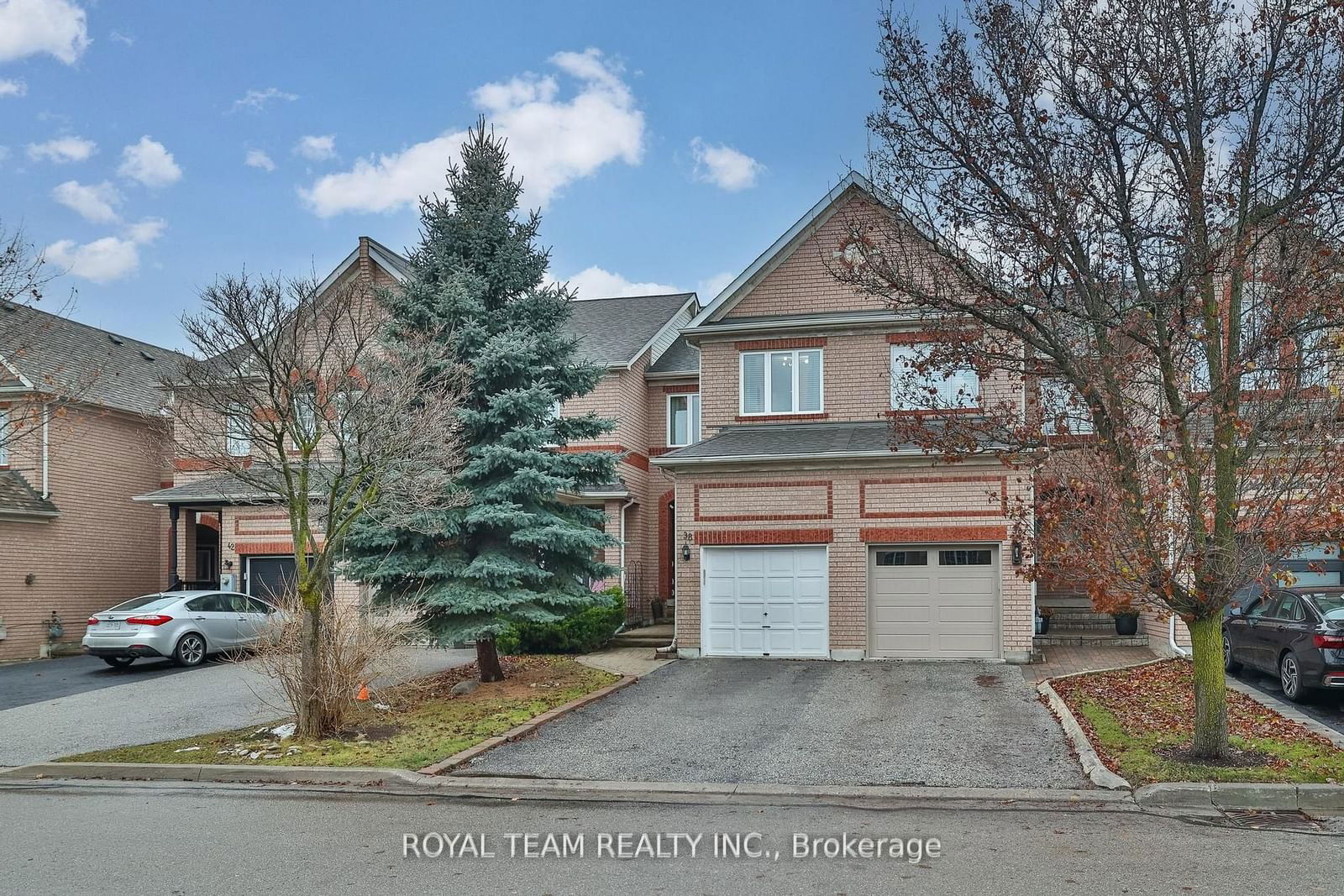 Townhouse for sale at 38 Maple Meadows Lane, Vaughan, Maple, L6A 2X5 - MLS: N11924920