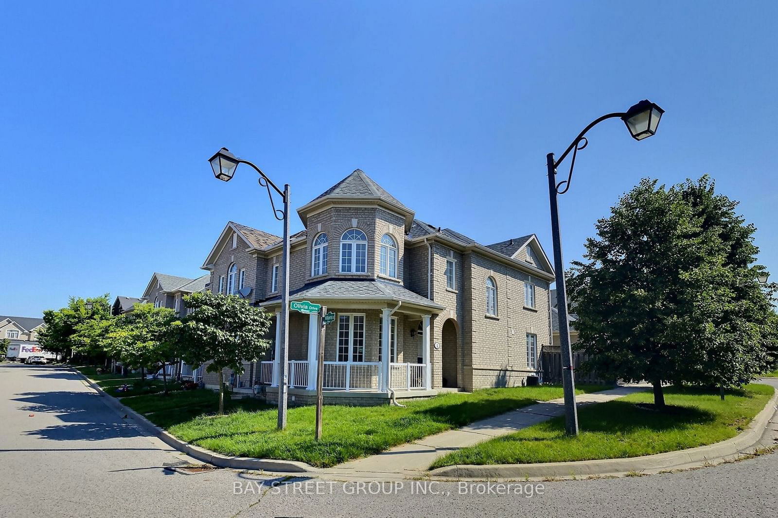 Townhouse for lease at 1 Williams Street, Markham, Berczy, L6C 0C2 - MLS: N11925001