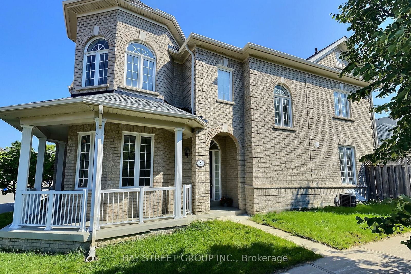 Townhouse for lease at 1 Williams Street, Markham, Berczy, L6C 0C2 - MLS: N11925001