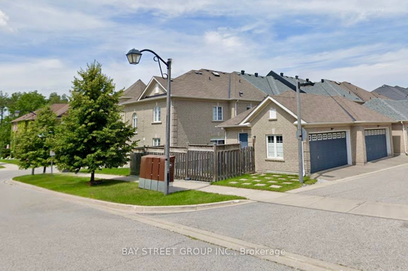 Townhouse for lease at 1 Williams Street, Markham, Berczy, L6C 0C2 - MLS: N11925001