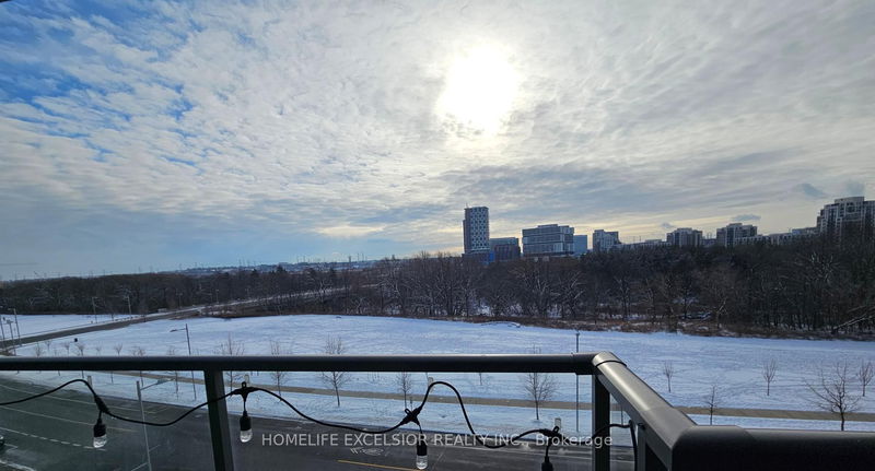 home for lease on 715-18 Uptown Drive