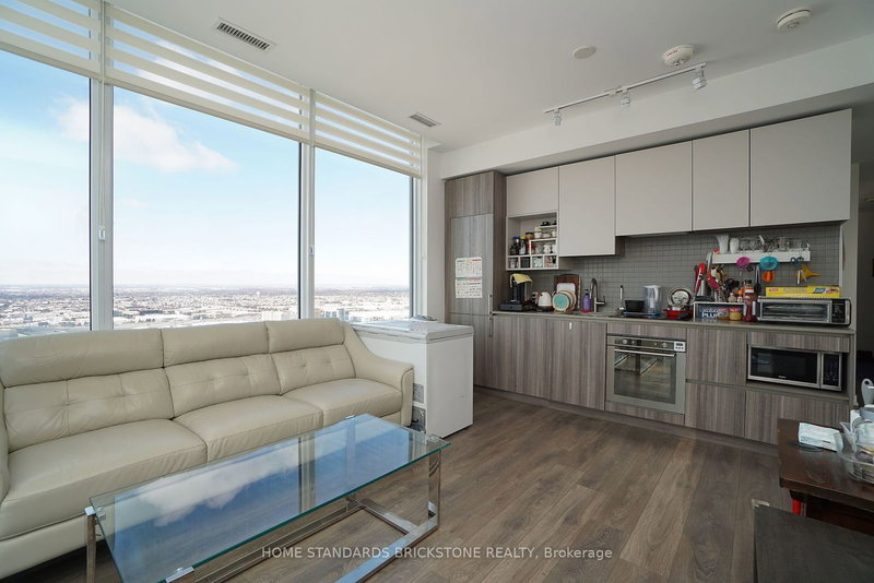 2909 - 898 Portage Pkwy, Vaughan, L4K 0J6 | Image 3