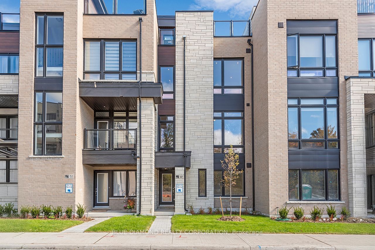 Townhouse sold at 149 Credit Lane, Richmond Hill, Jefferson, L4E 1G9 - MLS: N11925139