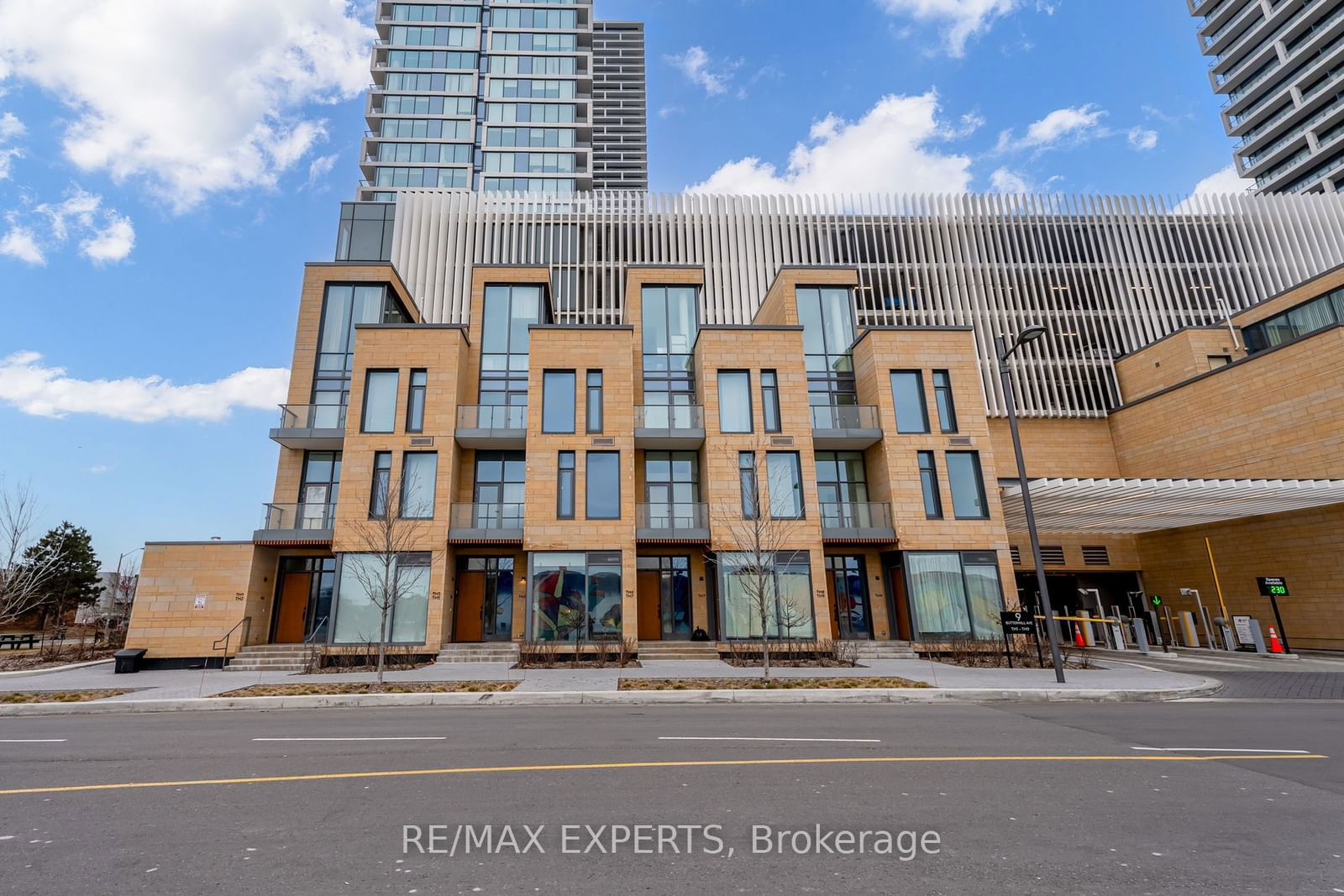 Condo for lease at Th # 02-9 Buttermill Avenue, Vaughan, Vaughan Corporate Centre, L4K 0J5 - MLS: N11925439