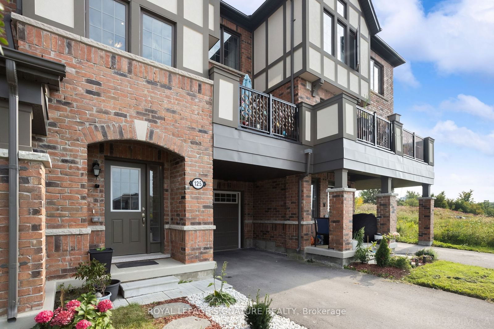 Townhouse for sale at 125 McAlister Avenue, Richmond Hill, Rural Richmond Hill, L4S 0L6 - MLS: N11926164