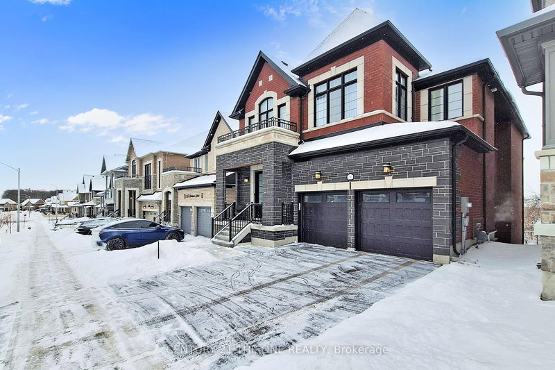 1361 Blackmore St, Innisfil, L9S 0P3 | Image 2