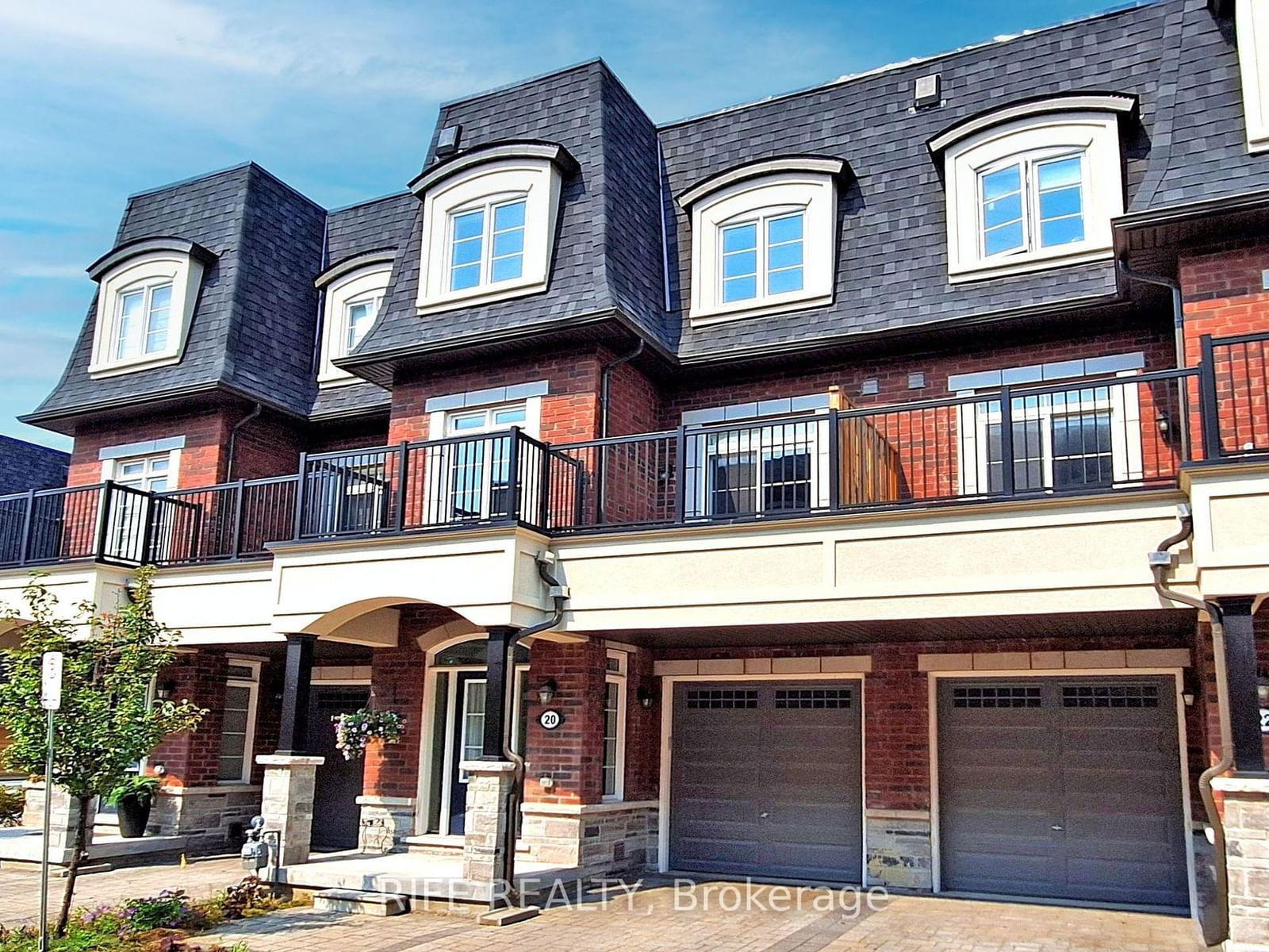 Townhouse for sale at 20 Deep River Lane, Richmond Hill, Westbrook, L4C 5S4 - MLS: N11927015