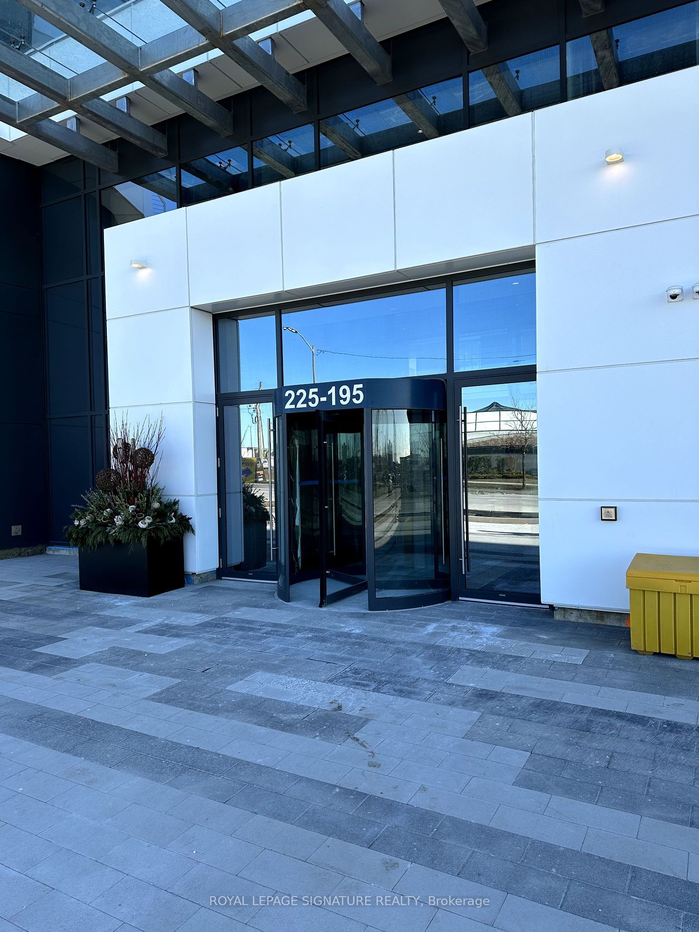 Condo for lease at 507-195 Commerce Street, Vaughan, Vaughan Corporate Centre, L4K 5Z7 - MLS: N11927102