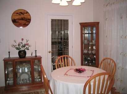 18 Berringer St, Richmond Hill, L4B4G4 | Image 2