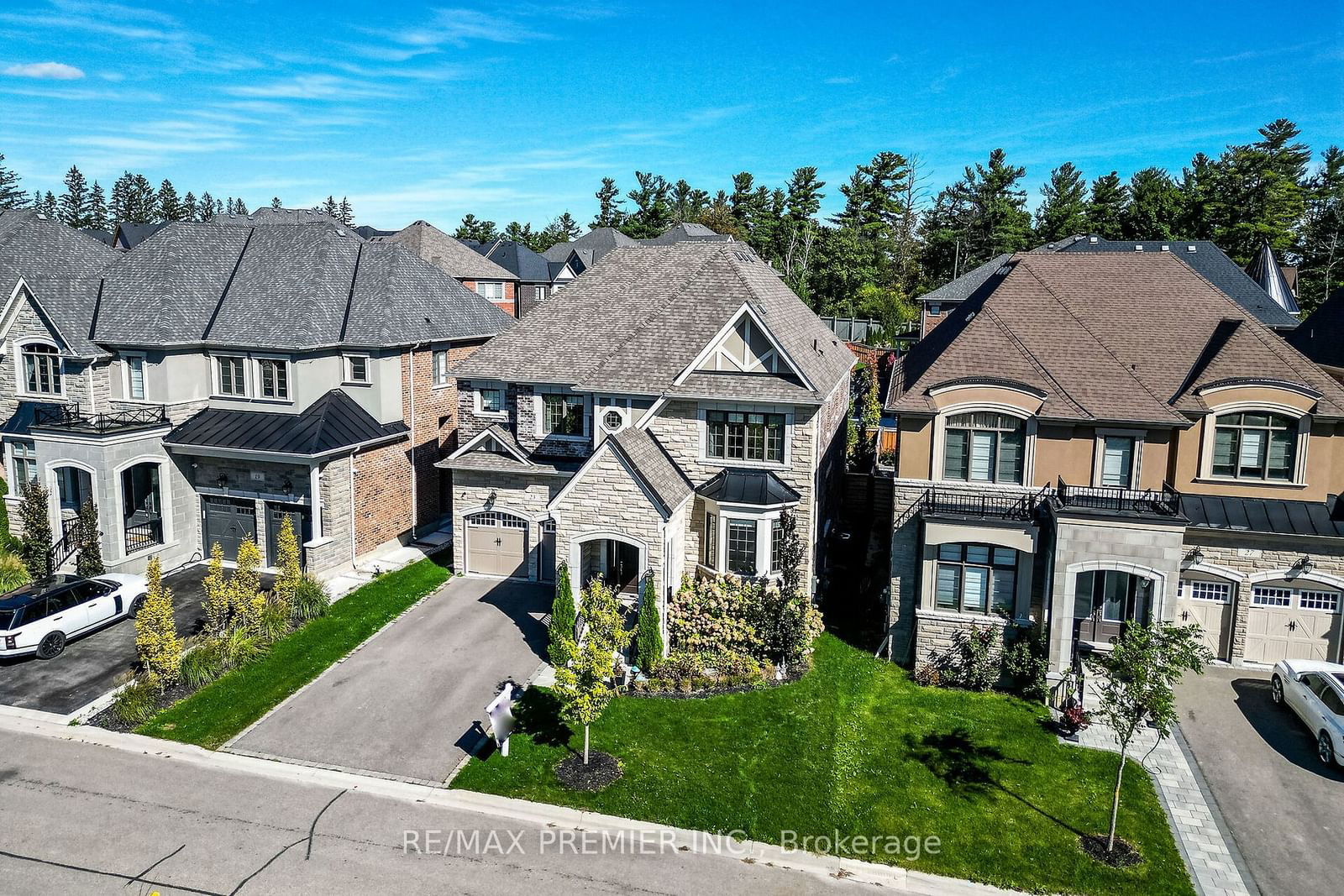 Detached House for sale at 23 Grace Lake Court, Vaughan, Kleinburg, L4H 4V2 - MLS: N11927782