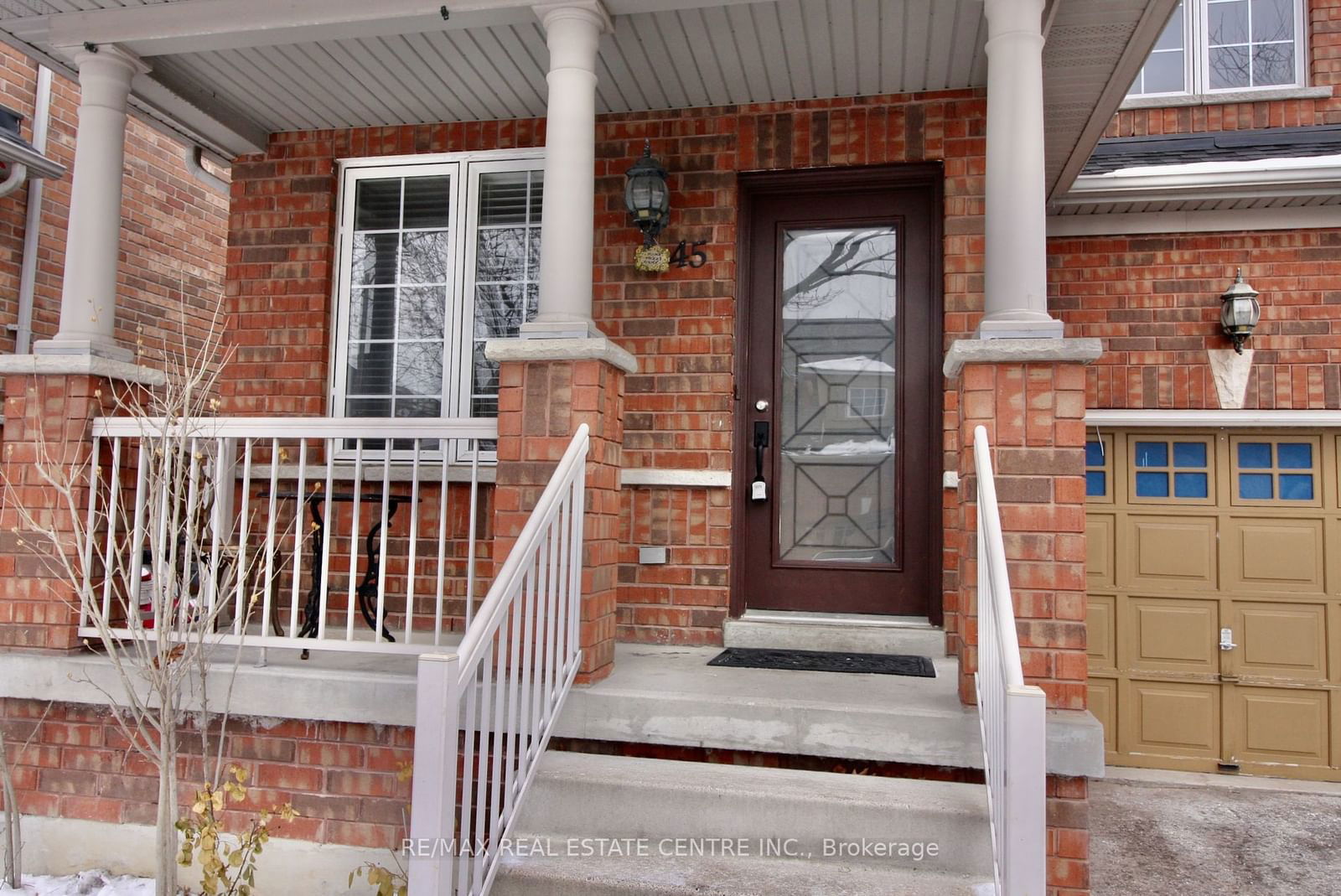 Semi-Detached House leased at 45 Lucerne Drive, Vaughan, Vellore Village, L4H 2Y1 - MLS: N11928502