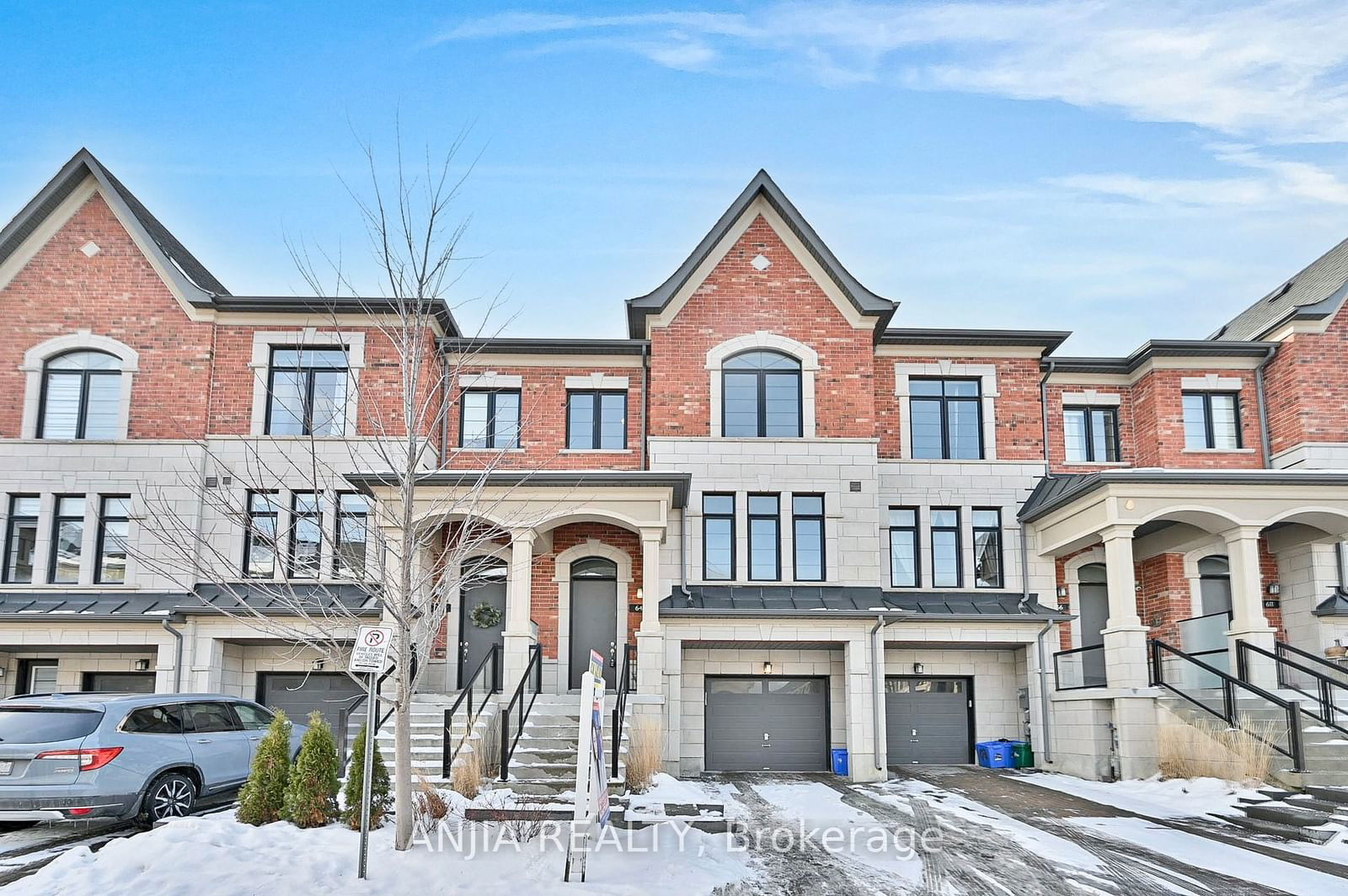 Townhouse for sale at 64 Duncombe Lane, Richmond Hill, South Richvale, L4C 0Z9 - MLS: N11928600