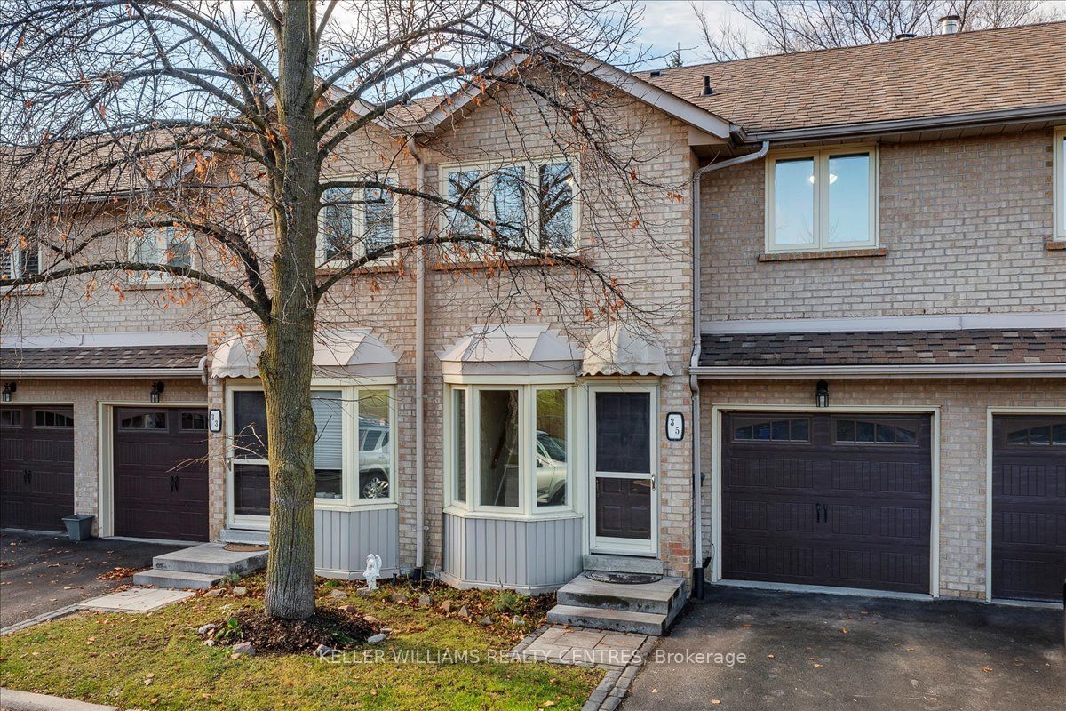 Townhouse for sale at 35-35 Anderson Place, Aurora, Aurora Highlands, L4G 6G4 - MLS: N11928807