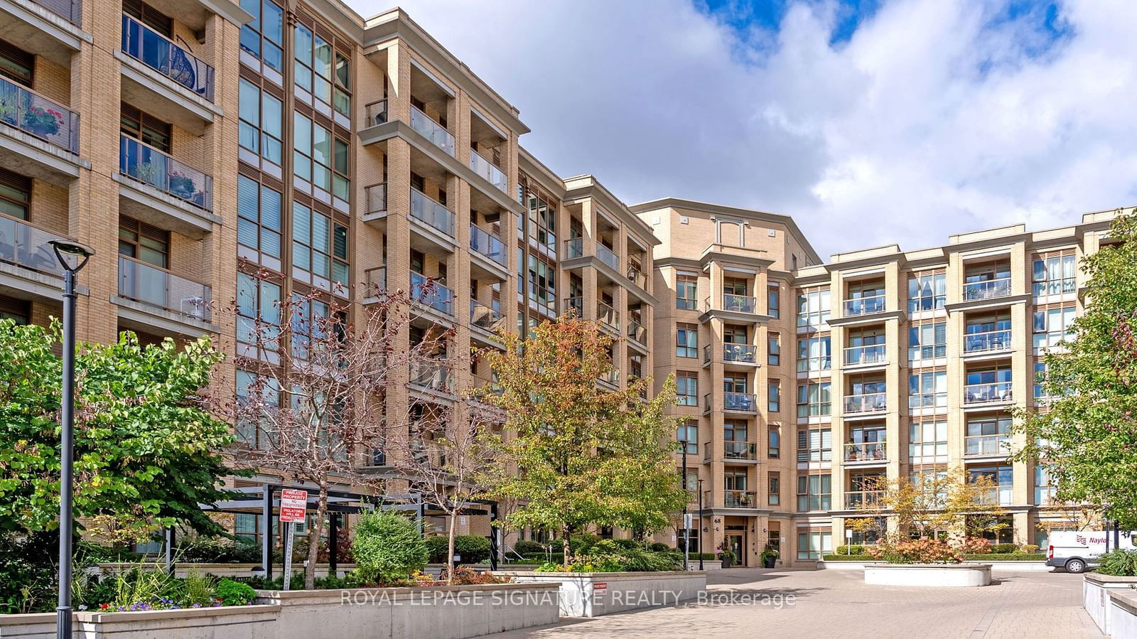 Condo for sale at 304-68 Main Street, Markham, Old Markham Village, L3P 0N5 - MLS: N11929085