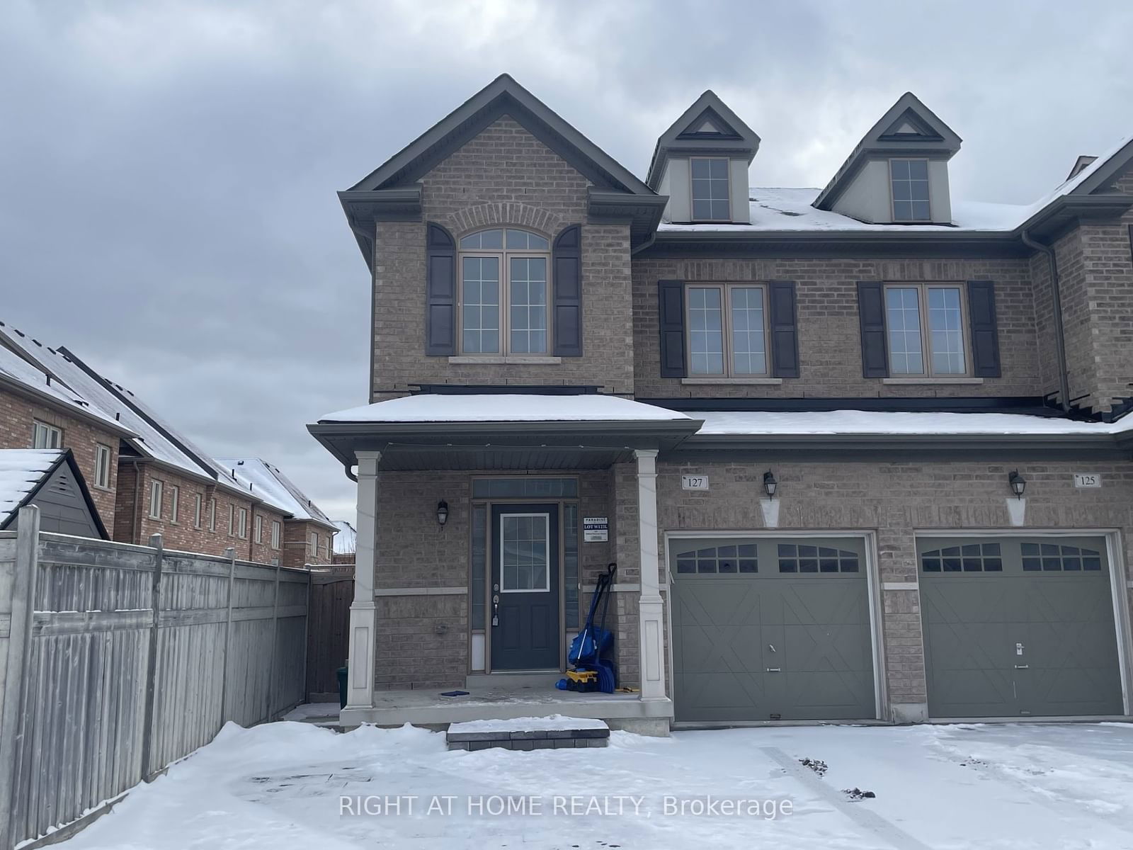 Semi-Detached House for lease at 127 Wilfred Murison Avenue, Markham, Berczy, L6C 0S9 - MLS: N11929198