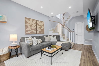 Unit 334 — 7 Bellcastle Gate, Whitchurch-Stouffville - Stouffville image-0-4