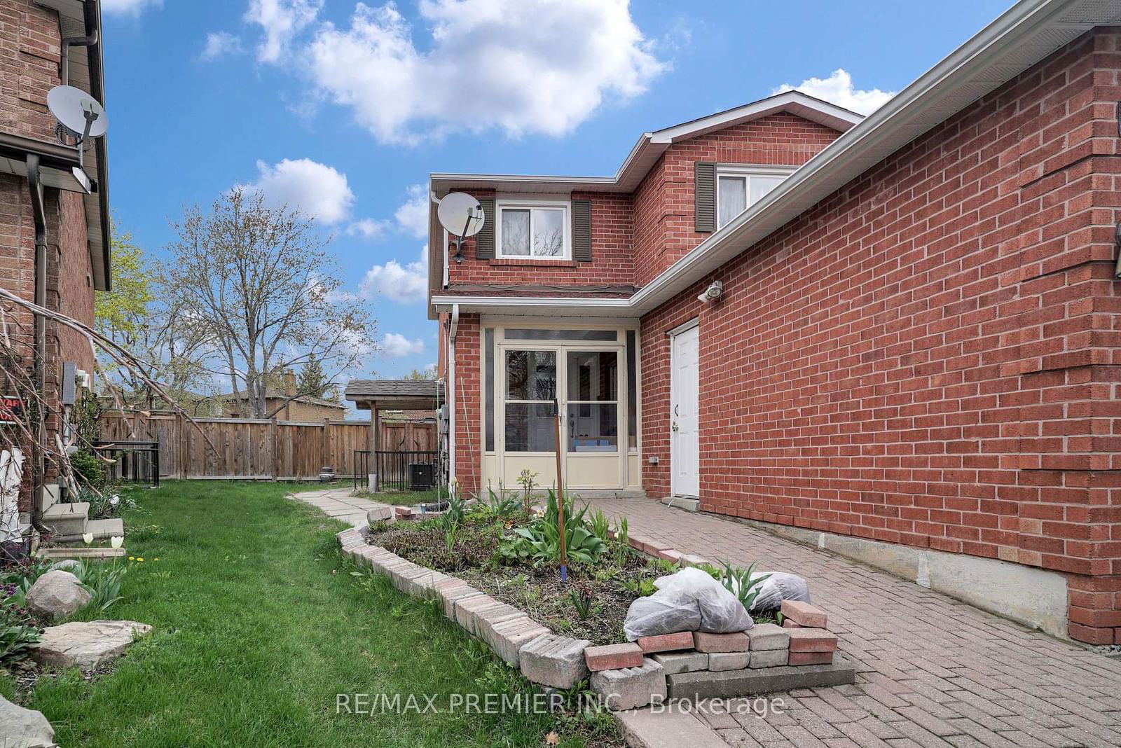 Detached House for lease at Bsmt-8 Matt Court, Vaughan, Maple, L6A 1B9 - MLS: N11929963