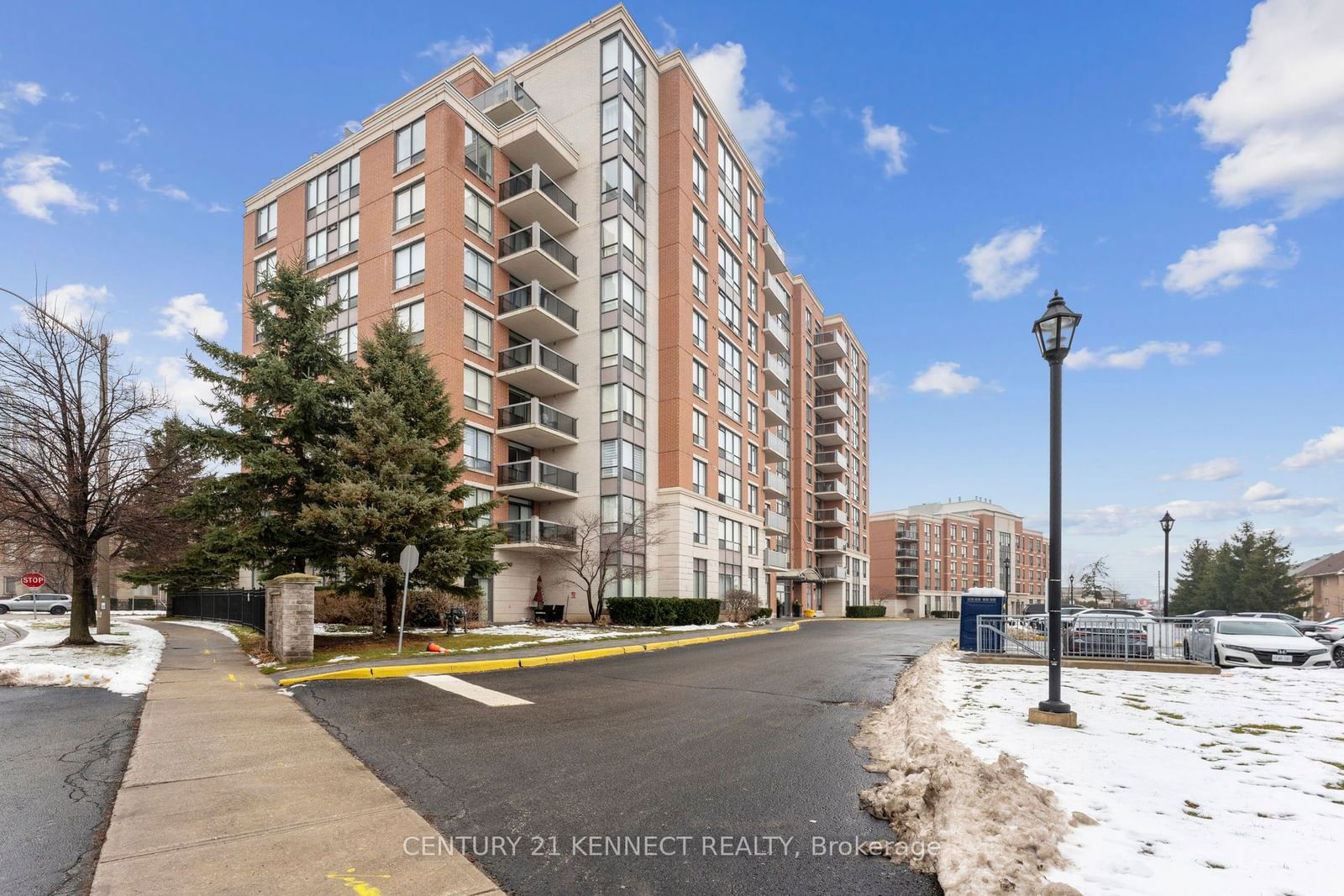 Condo for sale at 910-51 Times Avenue, Markham, Commerce Valley, L3T 7X7 - MLS: N11930625