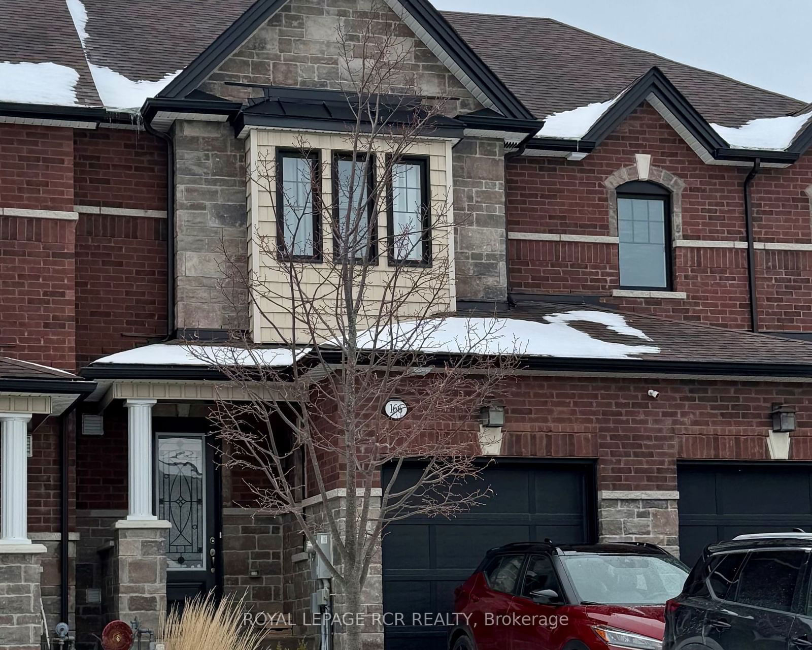 Building at 166 Walker Boulevard, New Tecumseth, Alliston