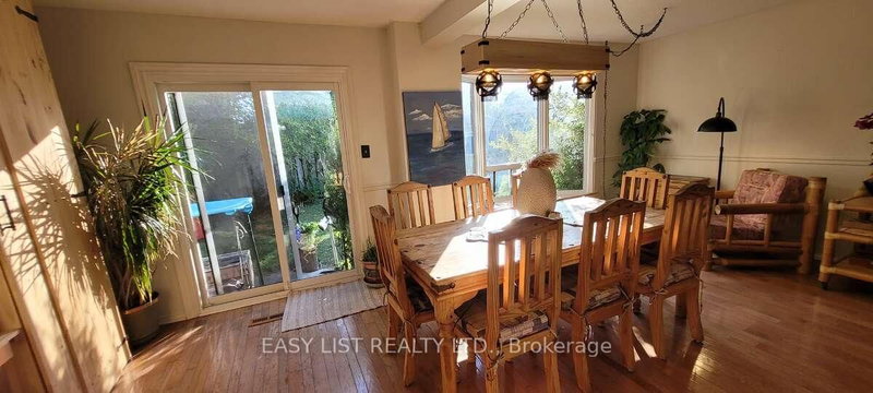 15 Miles Crt, Richmond Hill, L4C 5P7 | Image 3