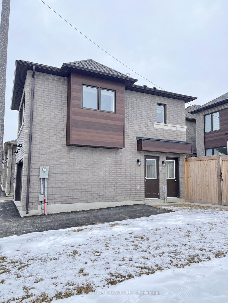 home for lease on 1 John Rolph Street S