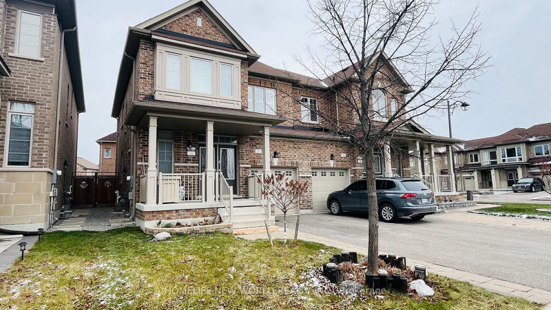 home for lease on 7 Chouinard Way
