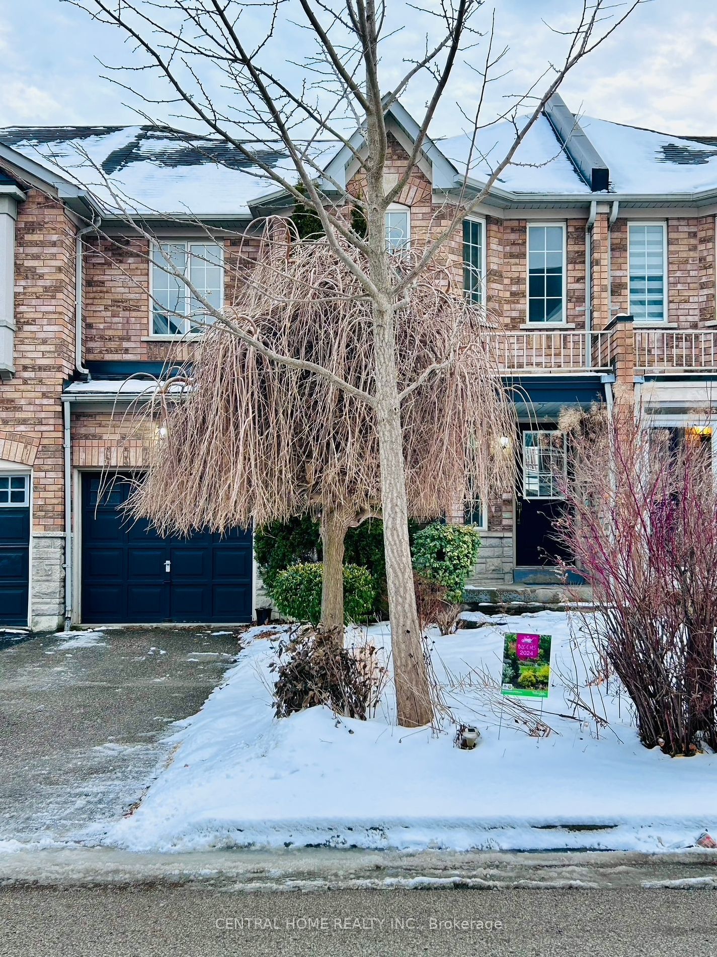 Townhouse for lease at 57 Bassett Avenue, Richmond Hill, Langstaff, L4B 4M8 - MLS: N11931153