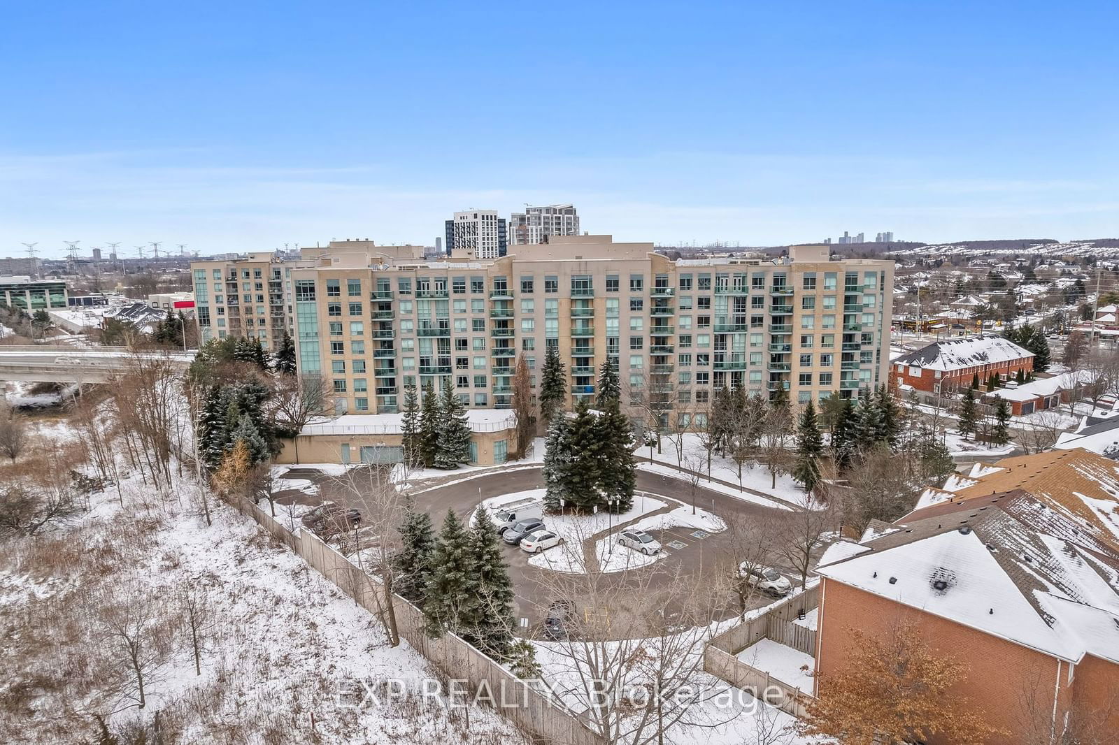 Condo sold at 509-3 Ellesmere Street, Richmond Hill, Langstaff, L4B 4N2 - MLS: N11931315