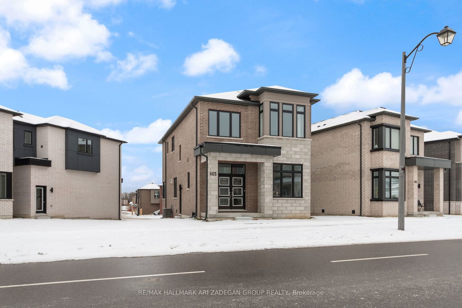 Detached House for lease at LF-603 Riverland Farms Road, Markham, Cornell, L6B 0V3 - MLS: N11931411