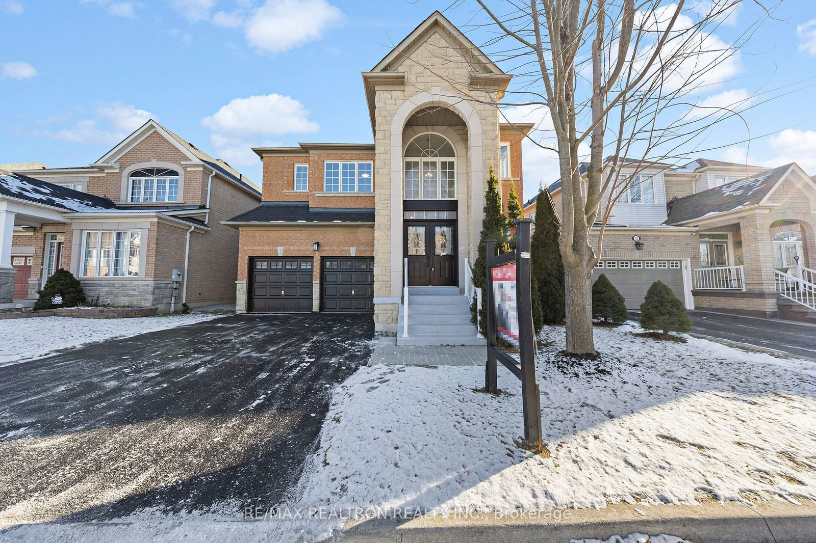 Detached House for sale at 111 Saffron Street, Markham, Greensborough, L6E 1Y8 - MLS: N11931448