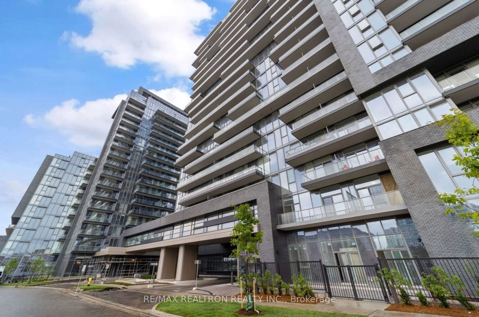 Condo for sale at 1001-10 Gatineau Drive, Vaughan, Beverley Glen, L4J 0L2 - MLS: N11931759