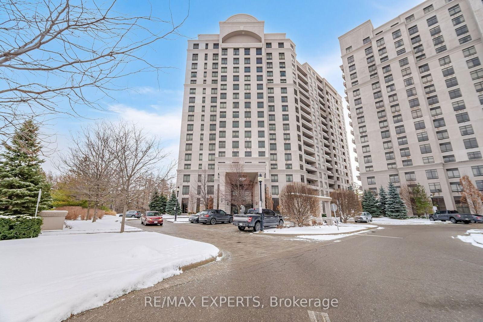 Condo for sale at 807-9255 Jane Street, Vaughan, Maple, L6A 0K1 - MLS: N11931887