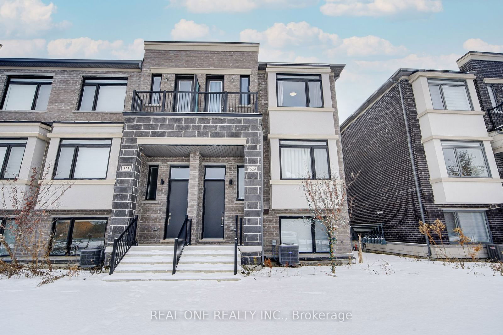 Townhouse for sale at 529 Marc Santi Boulevard, Vaughan, Patterson, L6A 5C5 - MLS: N11931998