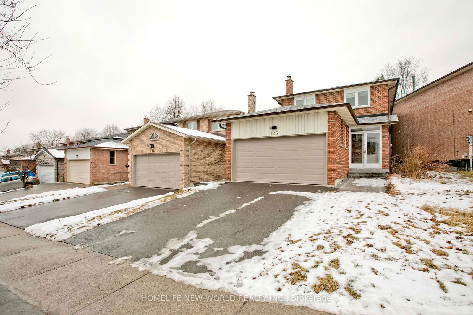 Detached House for lease at 125 Major Buttons Drive, Markham, Sherwood-Amberglen, L3P 3X7 - MLS: N11932296