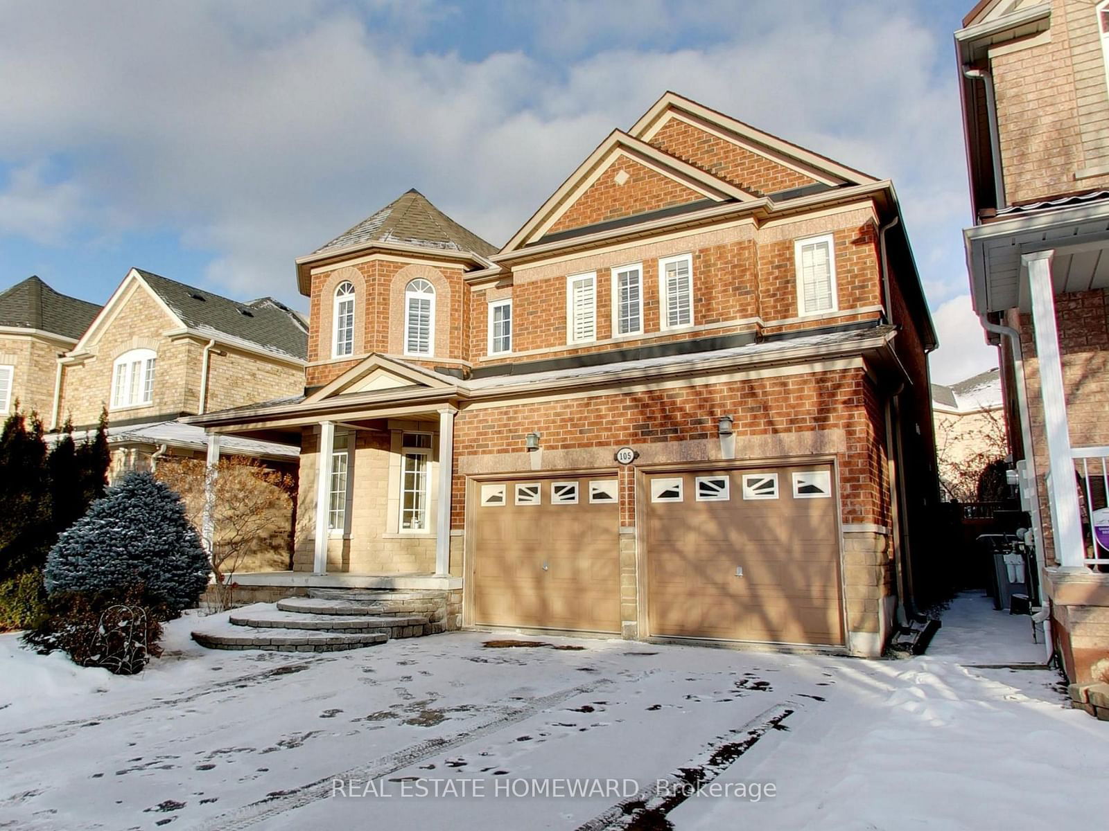 Detached House for sale at 105 Chasser Drive, Markham, Greensborough, L6E 1S7 - MLS: N11933133