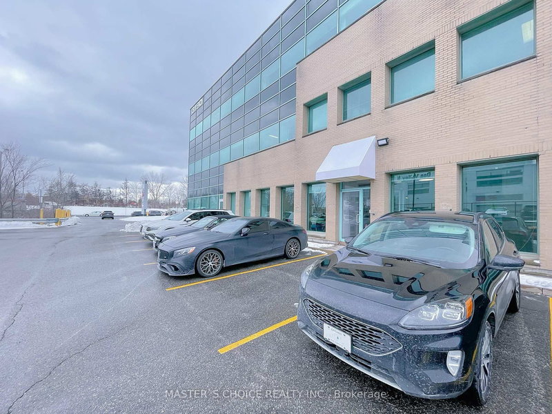 101 - 3190 Steeles Ave E, Markham, L3R 1G9 | Image 2