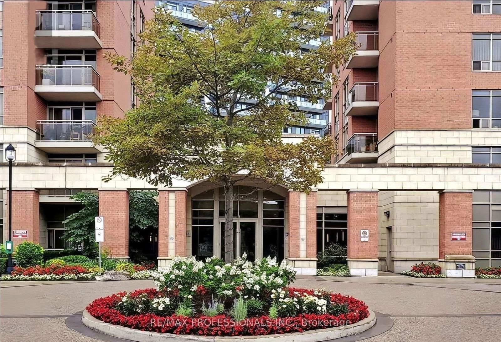 Condo for lease at 711-75 King William Crescent, Richmond Hill, Langstaff, L4B 0C1 - MLS: N11933534