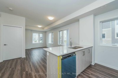 Unit 292 — 140 Honeycrisp Crescent — photo 6