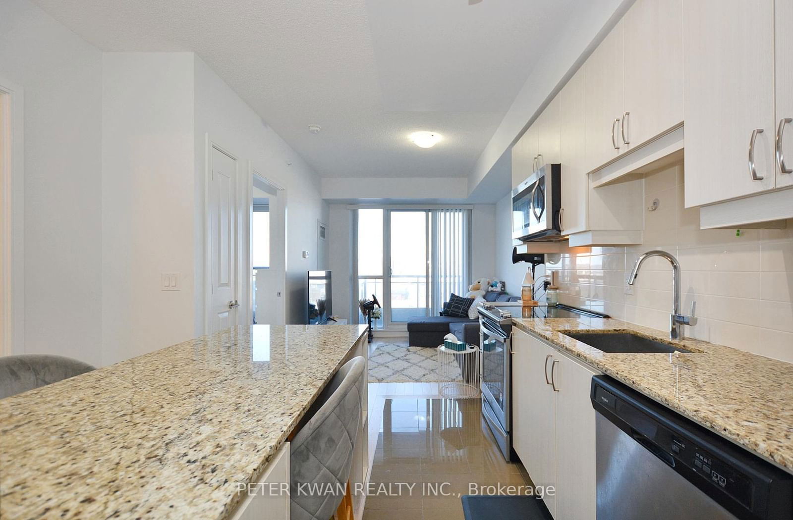 Condo for sale at 618NE-9205 Yonge Street, Richmond Hill, Langstaff, L4C 1V5 - MLS: N11933969