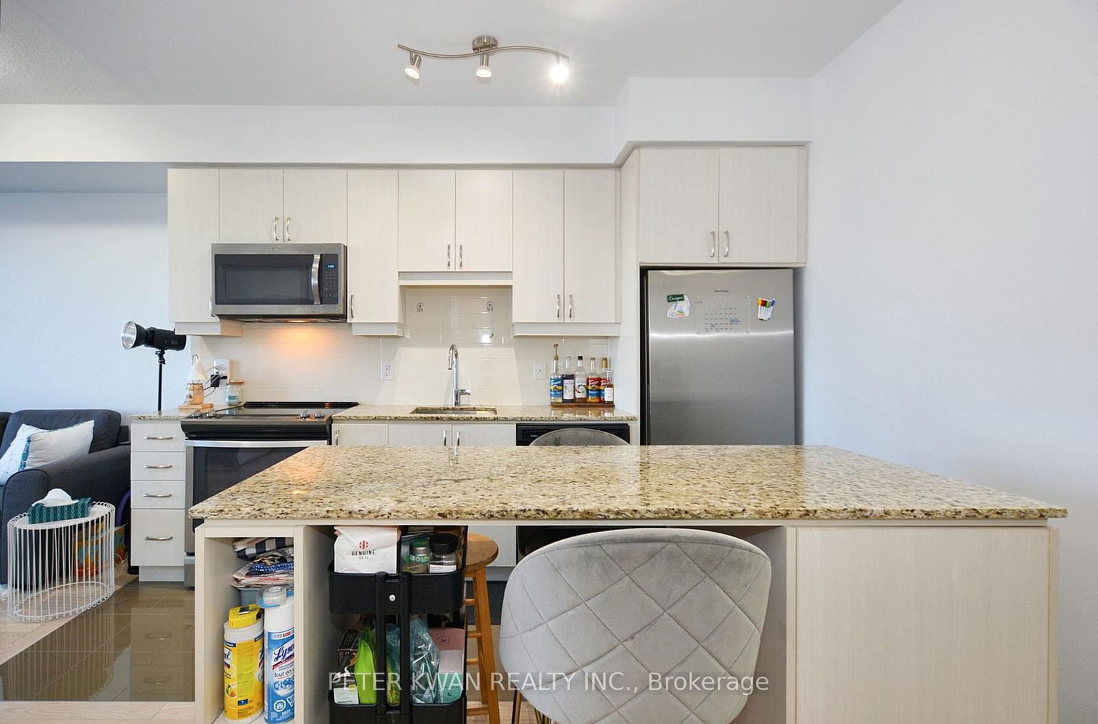 Condo for sale at 618NE-9205 Yonge Street, Richmond Hill, Langstaff, L4C 1V5 - MLS: N11933969