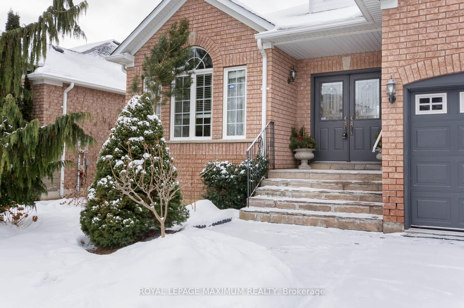 Detached House for sale at 130 Regency View Heights, Vaughan, Rural Vaughan, L6A 3V3 - MLS: N11933997